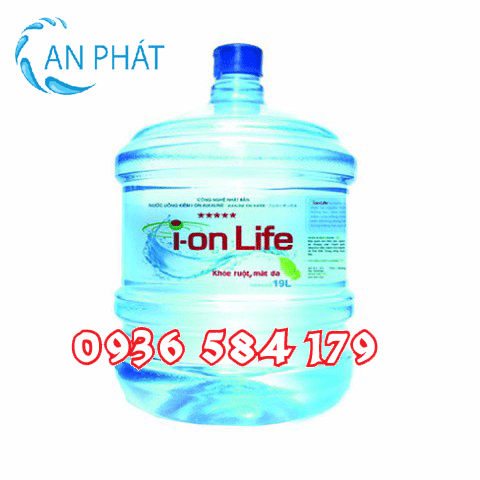 Nước uống đóng bình ion life 19l tại đại lý nước suối An Phát cung cấp