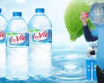 Giao nước suối Lavie tại Quận 2